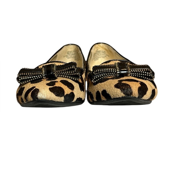Anne Klein AKKEANA iflex Leopard Print real fur flats black patent bow - Picture 5 of 13